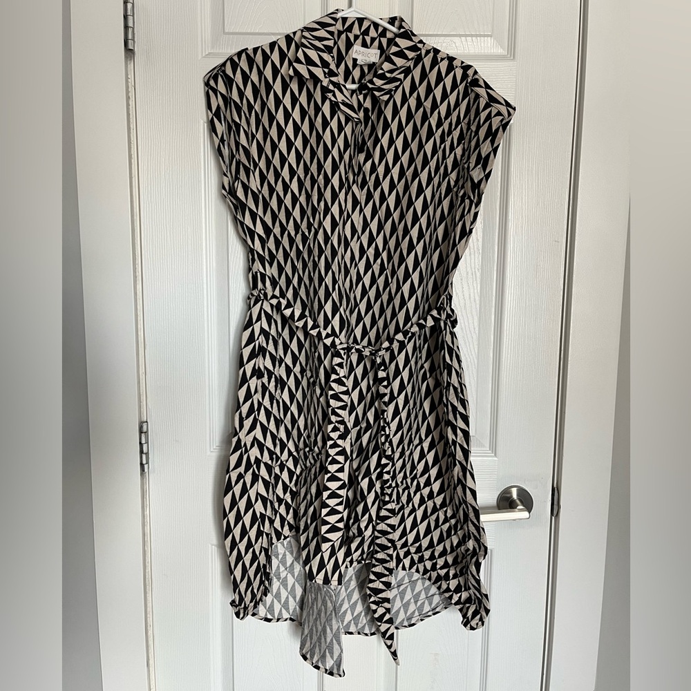 Apricot Geometric Print Utility Shirt Dress | Black & Cream | Size US 10